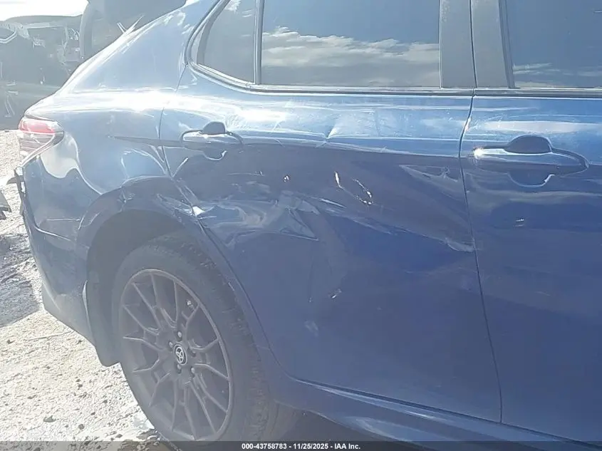 2023 TOYOTA CAMRY SE NIGHTSHADE EDITION