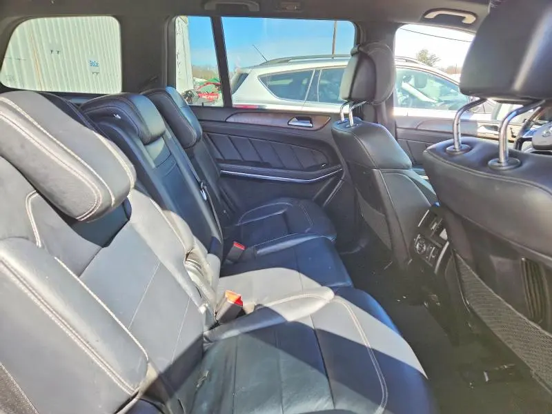 2015 MERCEDES-BENZ GL 550 4MATIC  