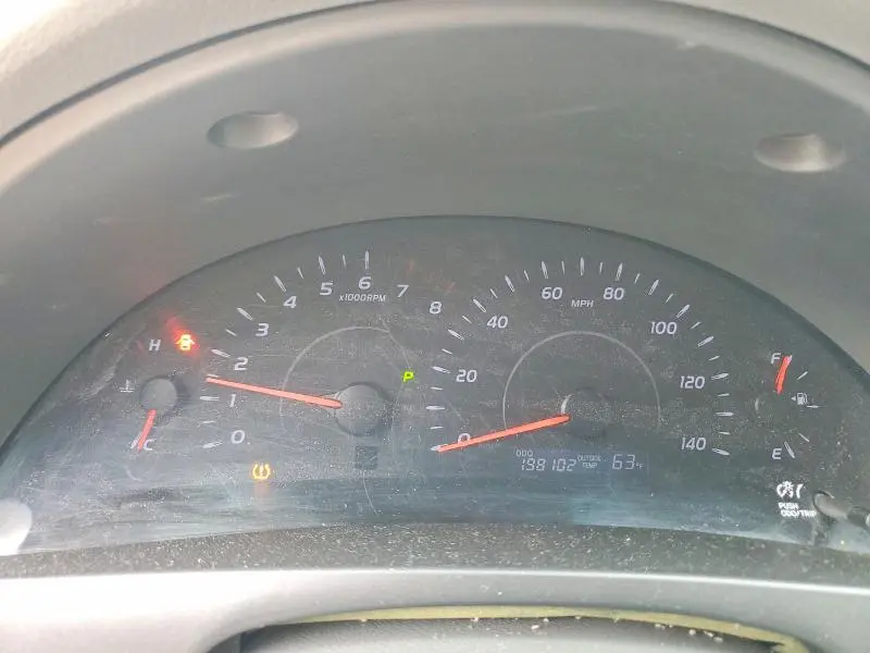 2011 TOYOTA CAMRY LE  