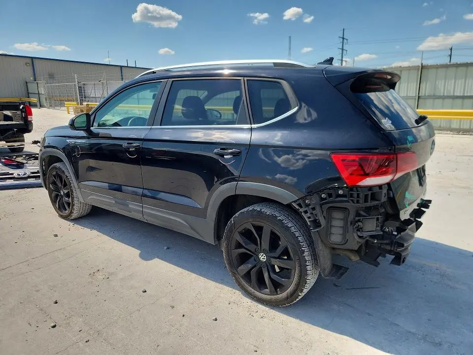 2022 VOLKSWAGEN TAOS SE  