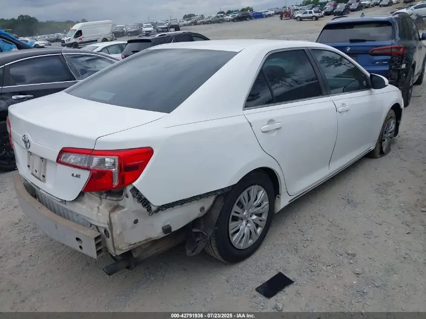 2014 TOYOTA CAMRY LE