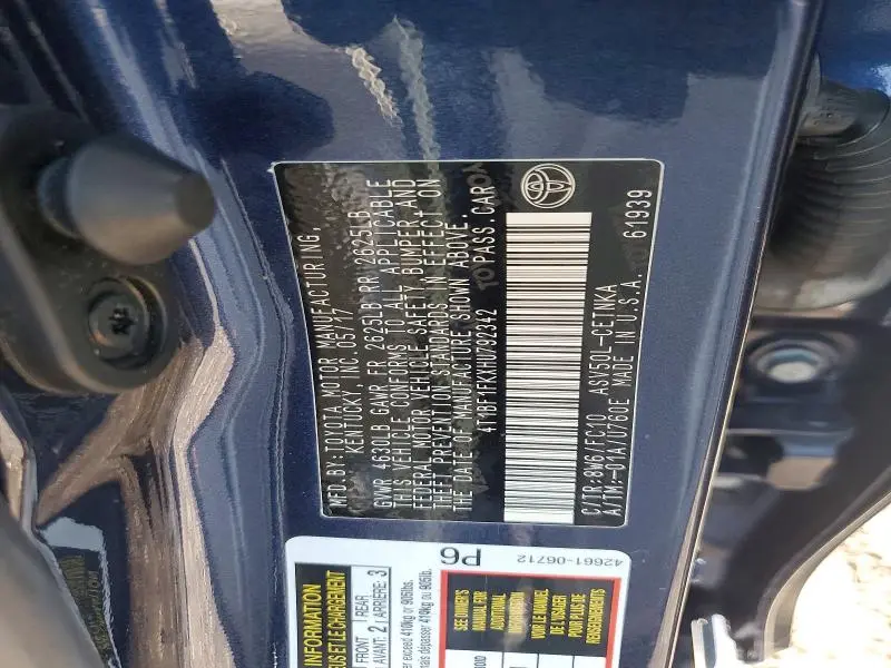 2017 TOYOTA CAMRY LE  