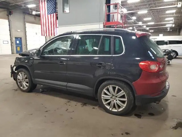 2010 VOLKSWAGEN TIGUAN SE