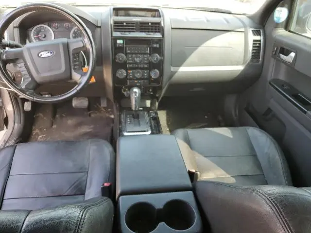 2010 FORD ESCAPE LIMITED  