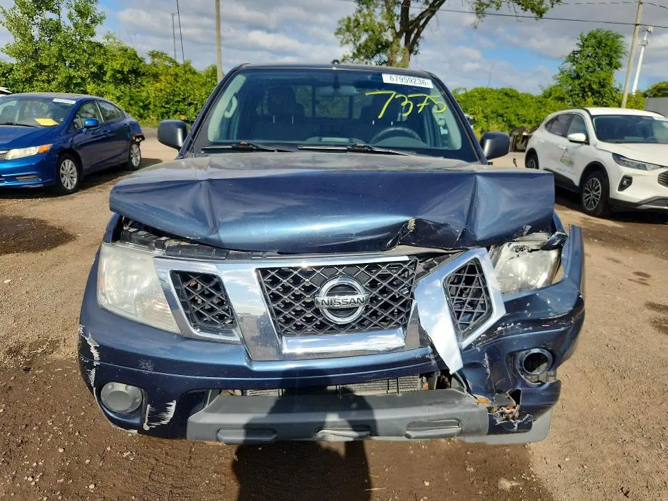 2016 NISSAN FRONTIER SV V6  