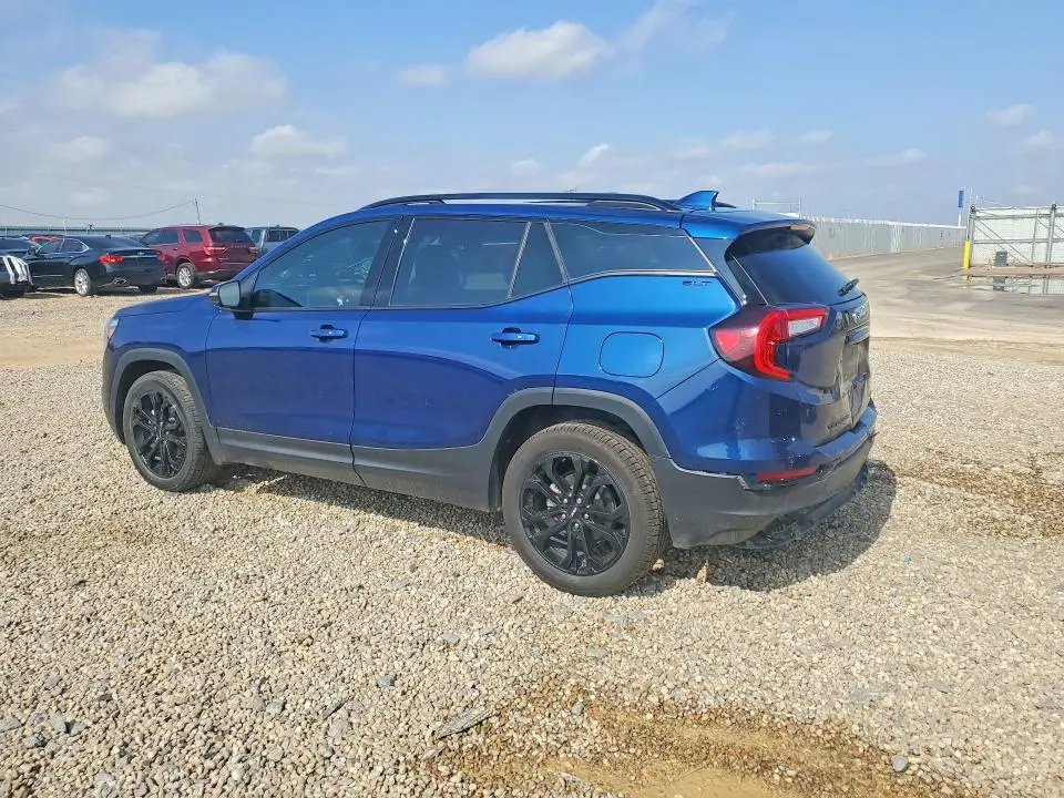 2022 GMC TERRAIN SLT  