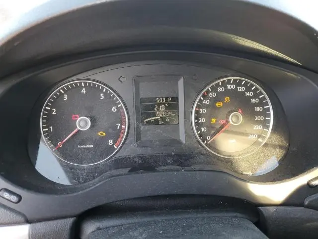 2013 VOLKSWAGEN JETTA SE  
