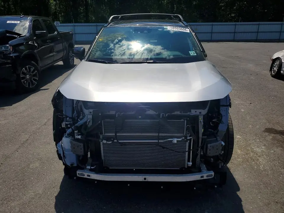 2024 TOYOTA RAV4 PRIME XSE  