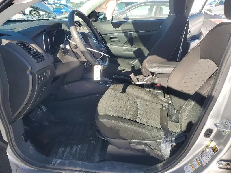 2021 MITSUBISHI RVR ES  