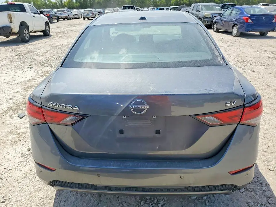 2024 NISSAN SENTRA SV  