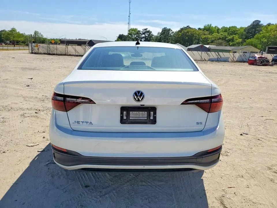 2022 VOLKSWAGEN JETTA SE  