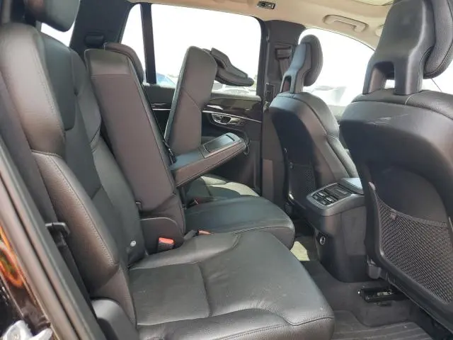 2016 VOLVO XC90 T6