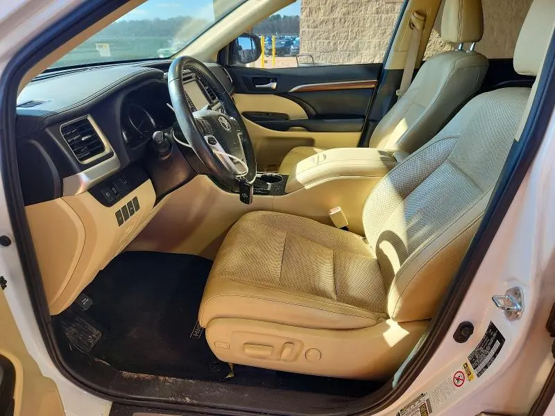 2019 TOYOTA HIGHLANDER LIMITED  