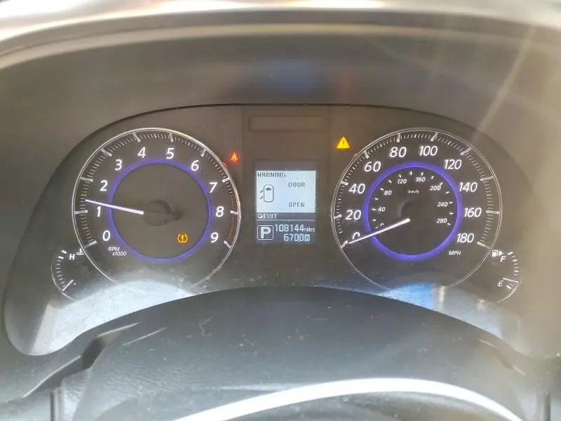 2015 INFINITI QX70 BASE  