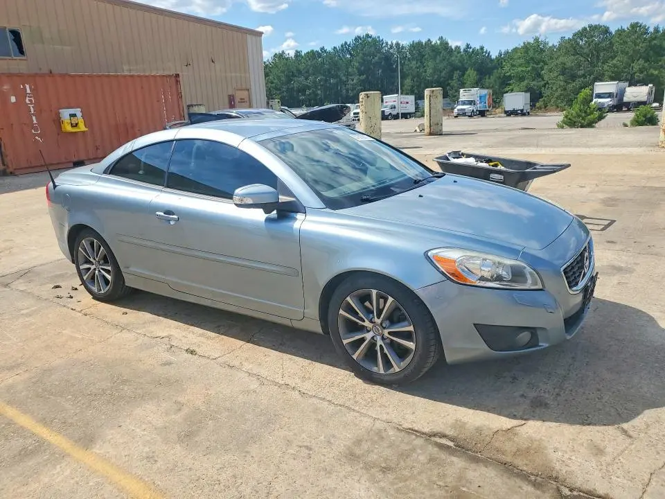 2011 VOLVO C70 T5  
