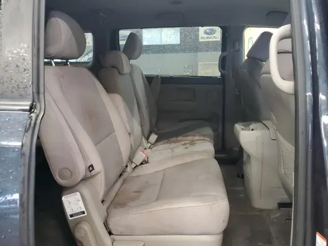 2016 KIA SEDONA LX