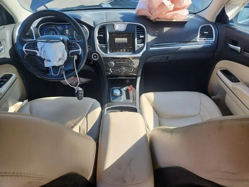 2016 CHRYSLER 300 LIMITED  