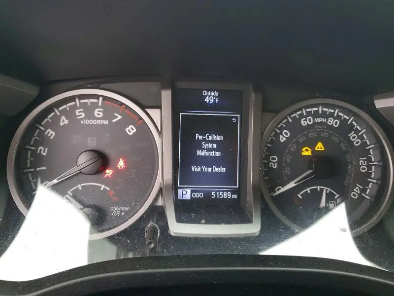 2018 TOYOTA TACOMA SR5 V6  