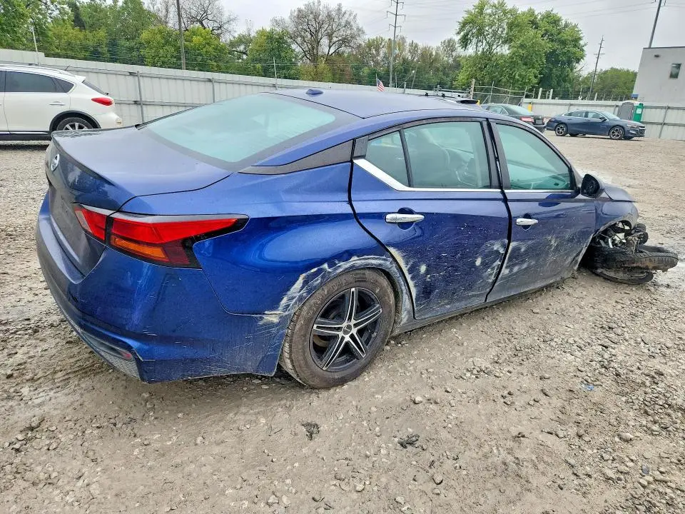 2019 NISSAN ALTIMA S  