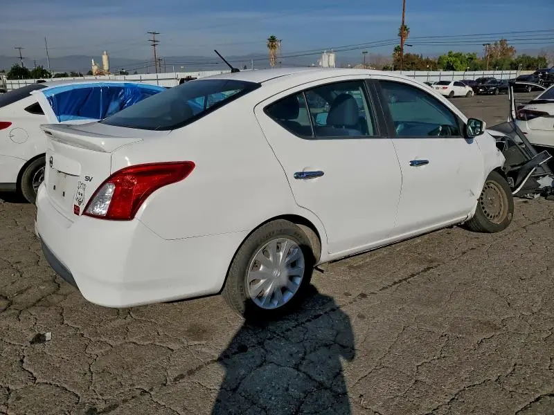2019 NISSAN VERSA S  