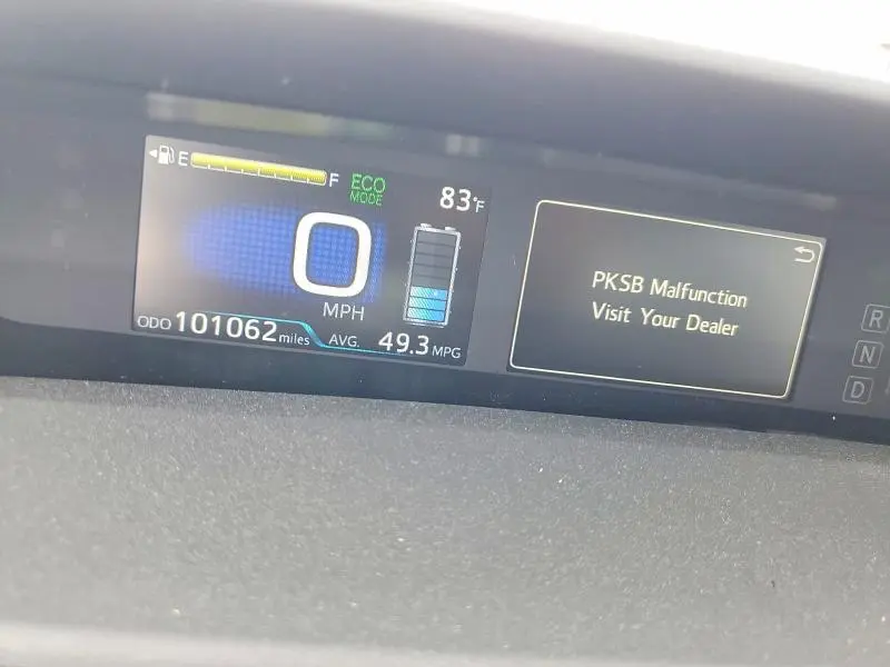2021 TOYOTA PRIUS XLE  