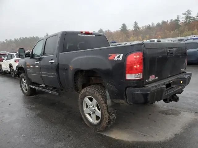 2013 GMC SIERRA K2500 DENALI  