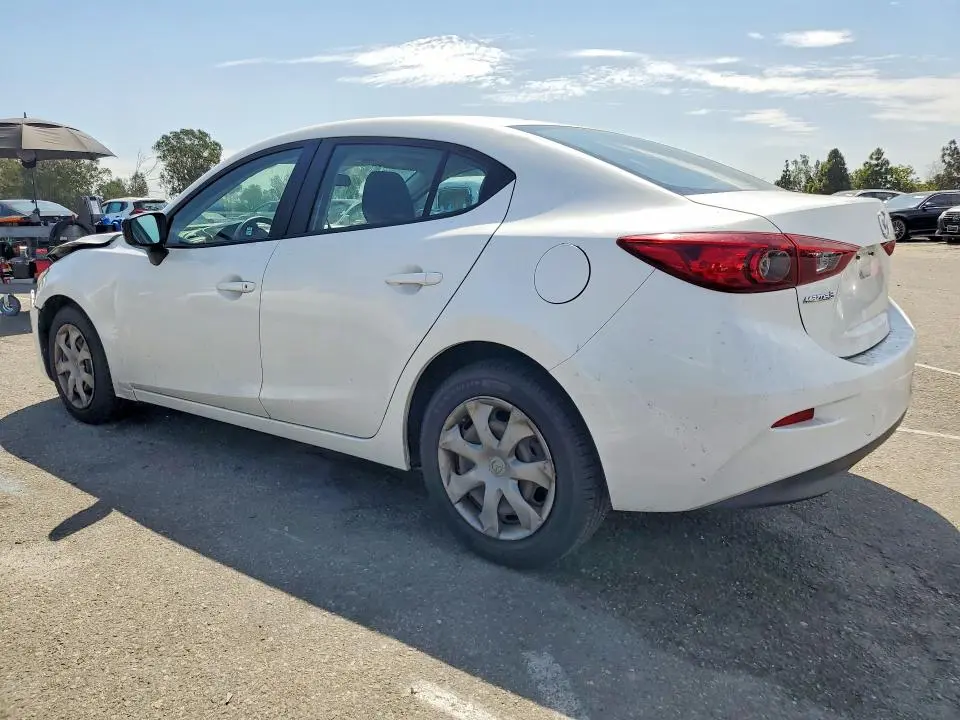 2015 MAZDA 3 SV  