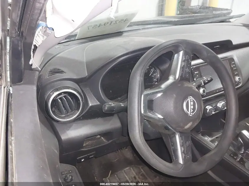 2024 NISSAN KICKS SV XTRONIC CVT