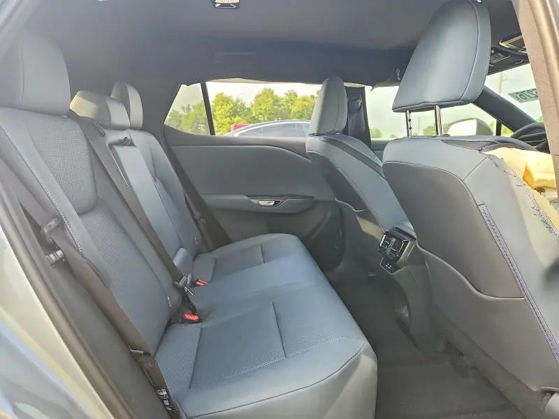 2024 LEXUS ES 300H   