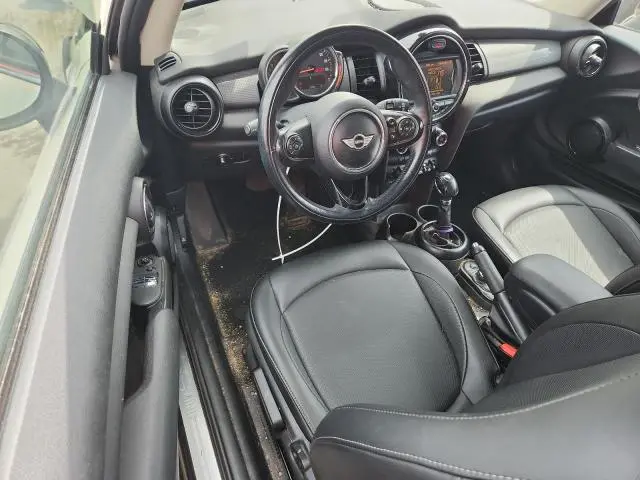 2018 MINI COOPER   