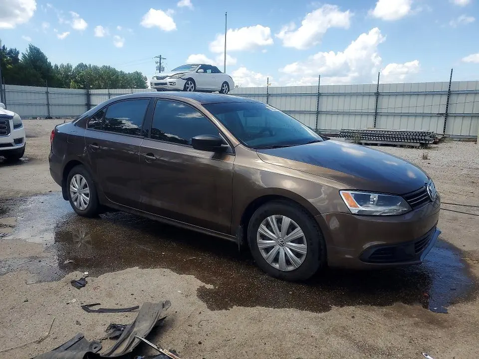 2014 VOLKSWAGEN JETTA BASE  