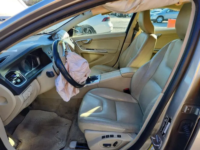 2016 VOLVO S60 PREMIER  