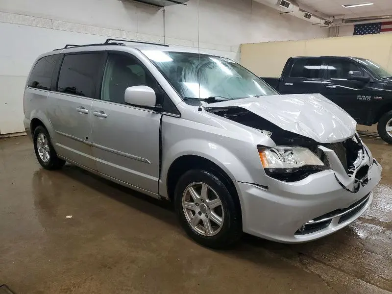 2011 CHRYSLER TOWN & COUNTRY TOURING  