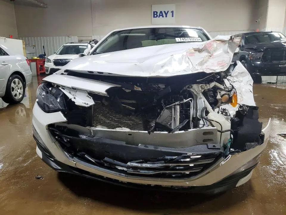 2022 CHEVROLET MALIBU LT  