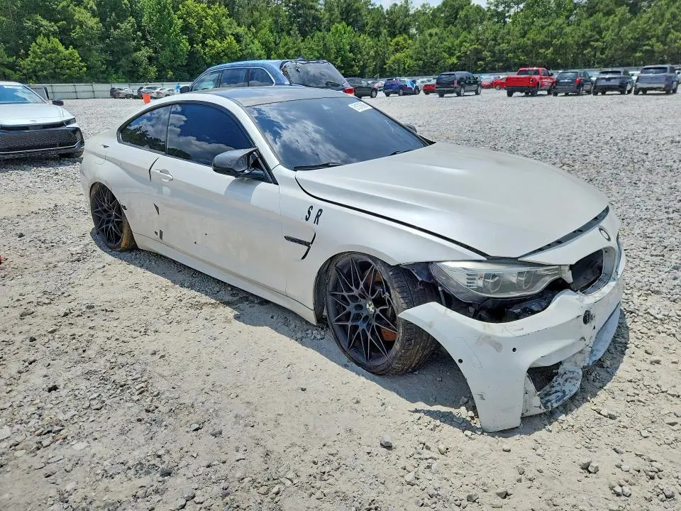 2016 BMW M4   
