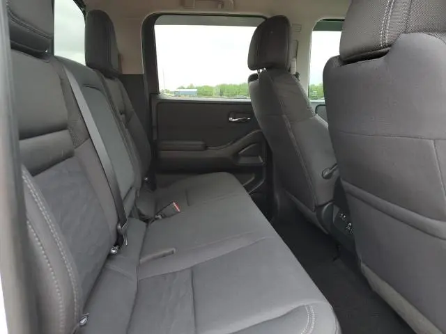 2024 NISSAN FRONTIER S  