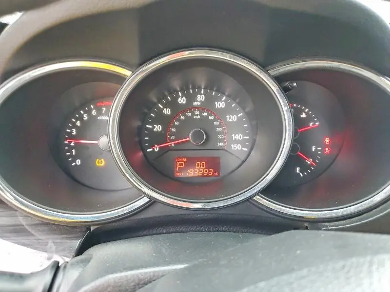 2012 KIA SORENTO LX  
