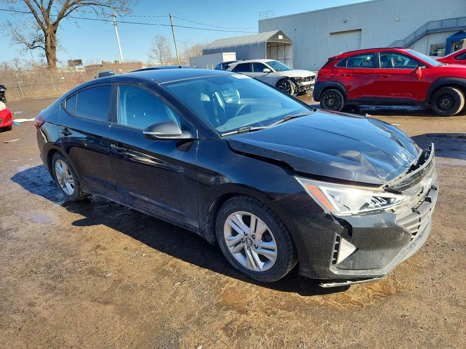 2019 HYUNDAI ELANTRA SE  