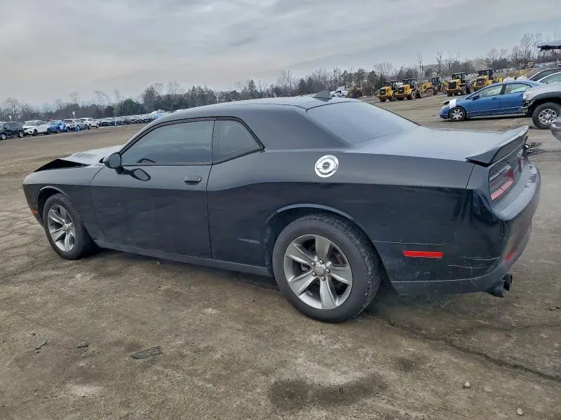 2016 DODGE CHALLENGER SXT  
