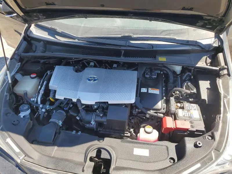 2016 TOYOTA PRIUS FOUR TOURING  