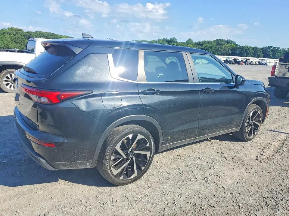 2022 MITSUBISHI OUTLANDER ES  