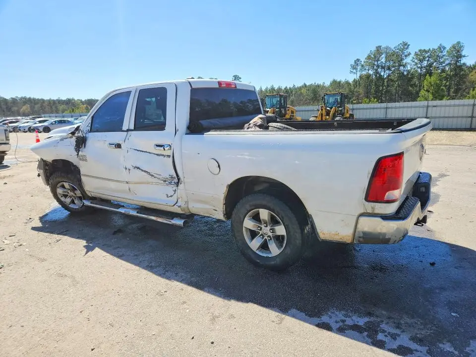 2016 RAM 1500 ST  