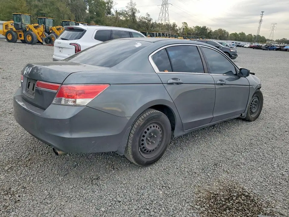2011 HONDA ACCORD LX  