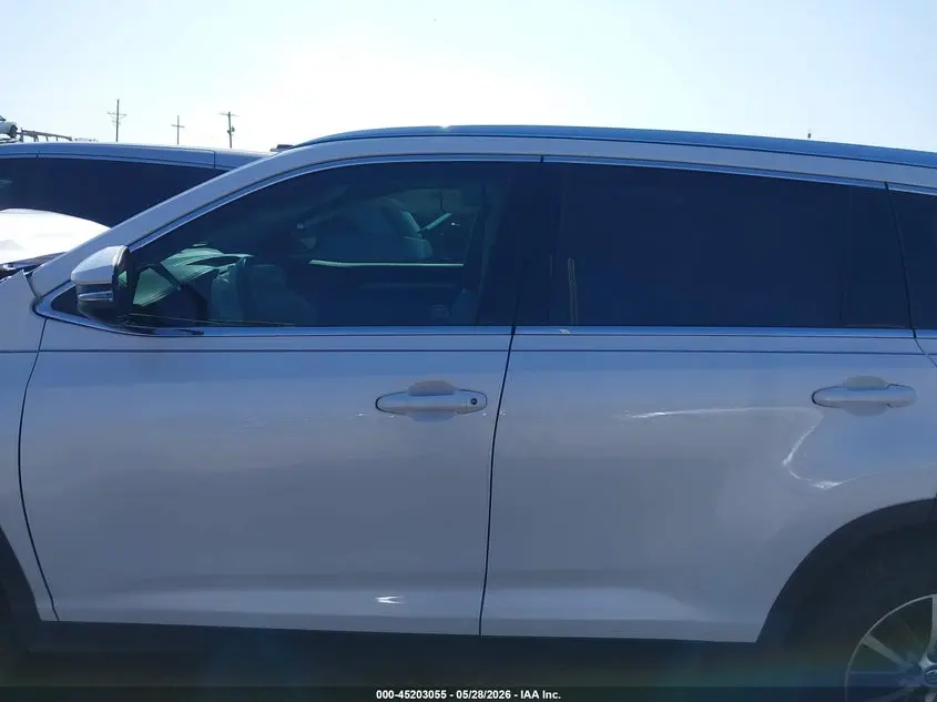 2019 TOYOTA HIGHLANDER XLE