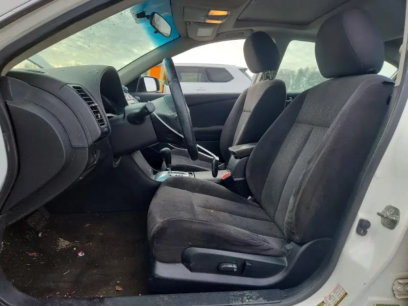 2011 NISSAN ALTIMA BASE  