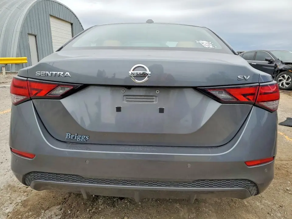 2021 NISSAN SENTRA SV  