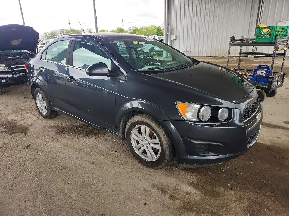 2015 CHEVROLET SONIC LT  