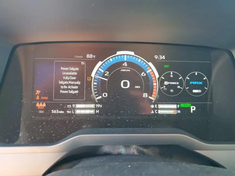 2026 TOYOTA TUNDRA PLATINUM HV  