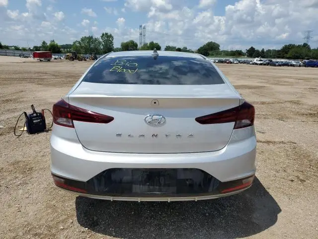 2020 HYUNDAI ELANTRA SEL  