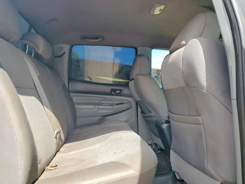 2015 TOYOTA TACOMA V6  